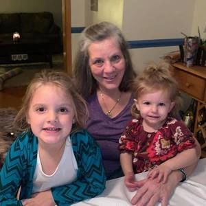 Meet your Posher, Leonita